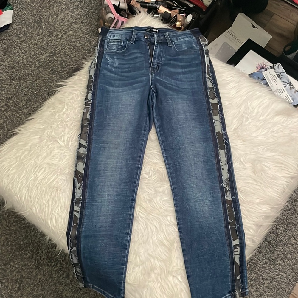 Skinny jeans